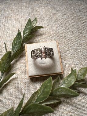 SZ 9 | Vintage Silver Feminine Chunky Crystal Ring with Pink Rhinestones